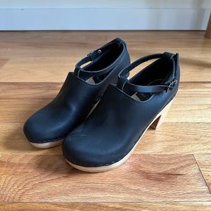 No. 6 Halo Strap Clog on High Heel in Black